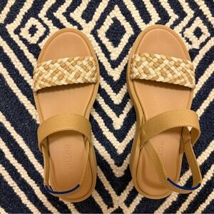 Rothy's Beige and Tan Woven Sandals